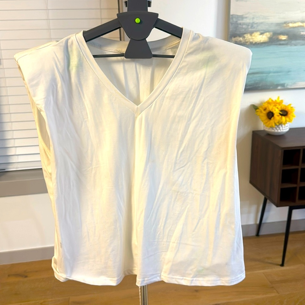 Sleeveless T-Shirt